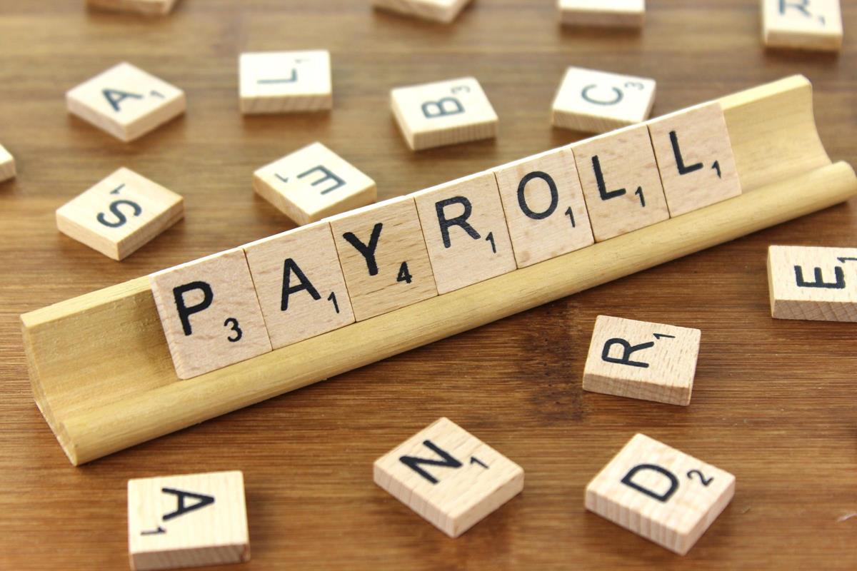 4 notes for choosing a payroll service