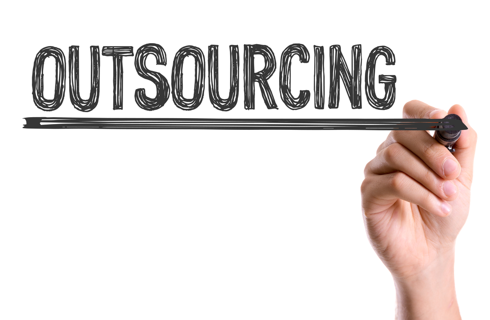 Advantages and drawbacks of using Outsourcing services