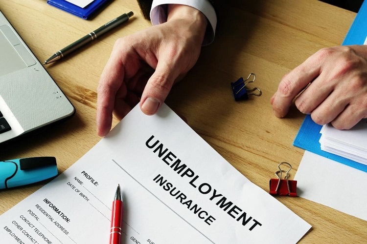 Do foreign workers have to participate in unemployment insurance?